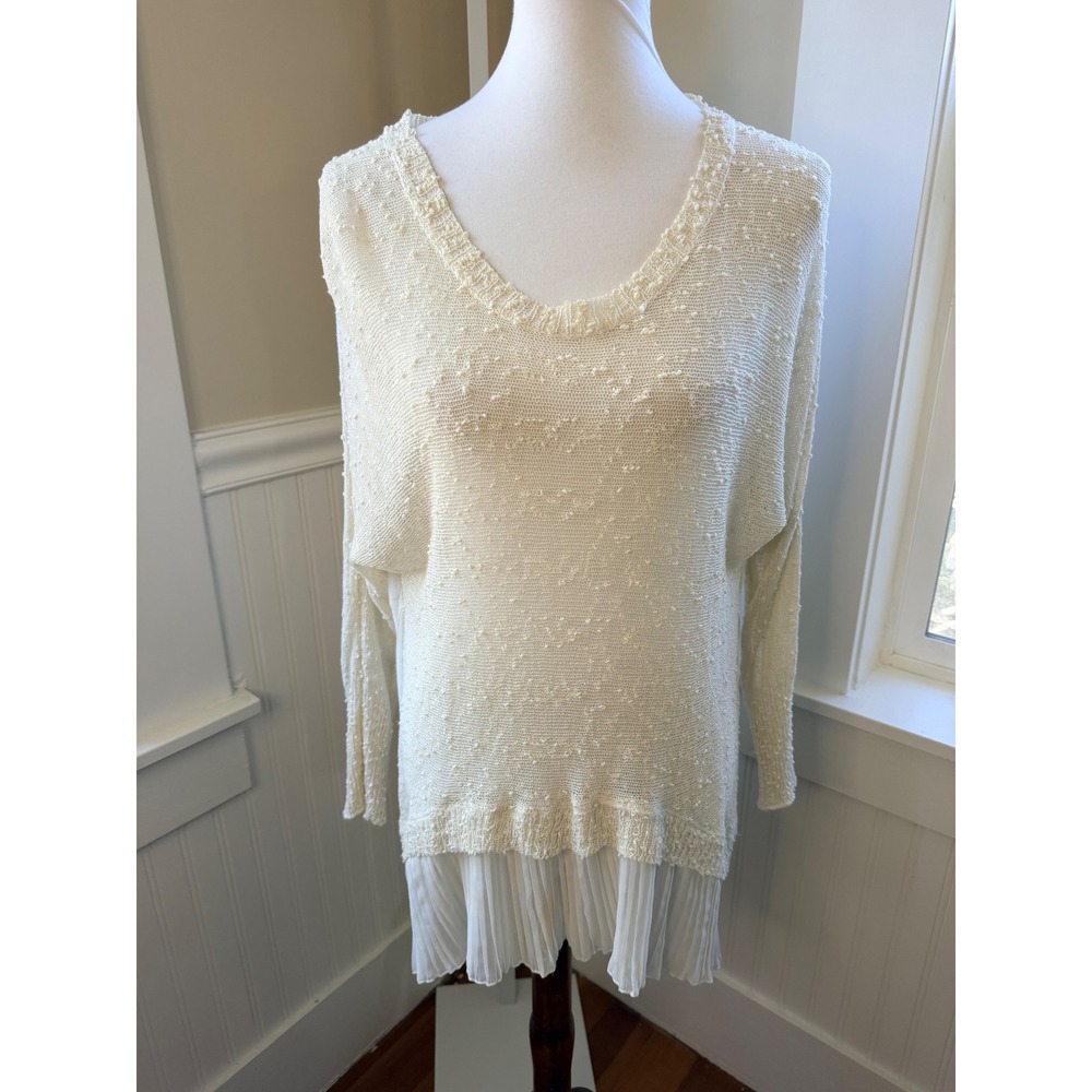 Millau Mixed Media Pleated Back Slub Knit Sweater Cream Ivory Medium